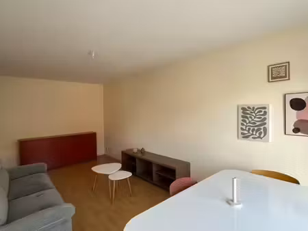 t2 meublé