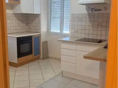 f2 à côté de flogny la chapelle