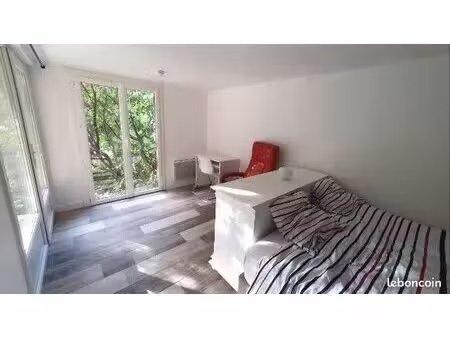 location studio meublé palaiseau