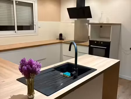 à louer maison  3 chambres  piscine