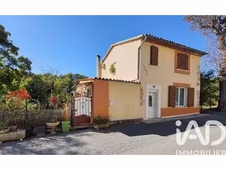 maison de village à montferrat (83131)