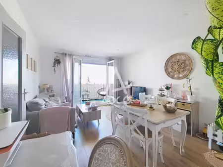 location appartement dijon  42m² 2 pièces 726€ avec balcon