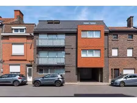 appartement avec balcon près de la gare