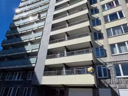 bel appart. (1er ét.) rénové  prêt à vivre et bien orienté !