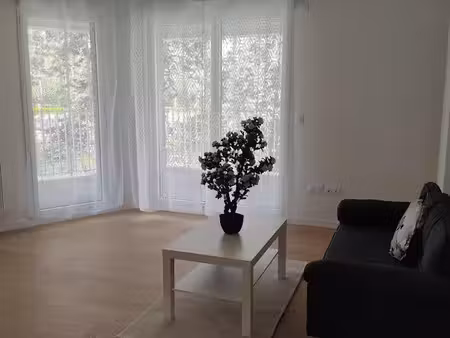 location meublée appartement 3 pièces 64 m² à bagneux (92220)  1 699 €
