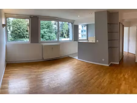 location appartement 3 pièces 57 m² à grenoble (38000)  787 €