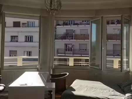 location meublée appartement 1 pièce 26 m² à grenoble (38000)  599 €