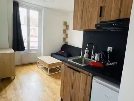 location meublée appartement 1 pièce 21 m² à maisons-alfort (94700)  770 €