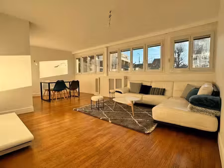 location meublée appartement 3 pièces 67 m² à montreuil (93100)  1 900 €