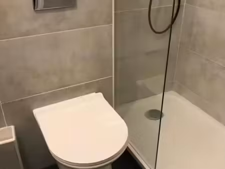 location meublée appartement 4 pièces 72 m² à nice (06000)  480 €