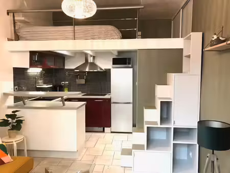 location meublée appartement 1 pièce 25 m² à paris 10ème (75010)  1 050 €