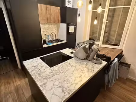 location meublée appartement 2 pièces 40 m² à toulon (83000)  800 €