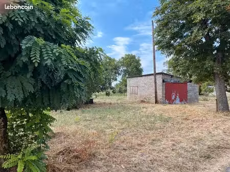 terrain constructible 863 m2 à gaillac