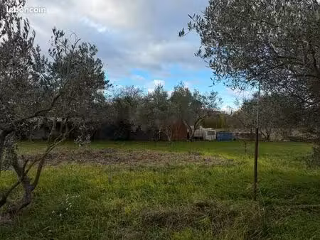 terrain 525 m² valergues