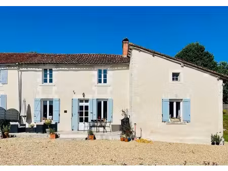 vente maison 7 pièces 180 m² à aubeterre-sur-dronne (16390)  205 000 €