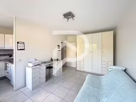 appartement issy les moulineaux 1 pièces 25 m2