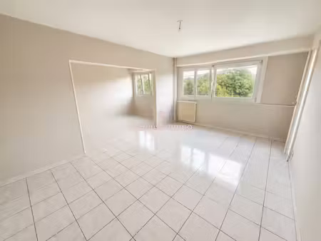 riedisheim - appartement 4 pièces de 75 m² au bord du canal  dans un cadre verdoyant - gar
