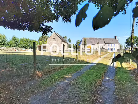 maison avec dépendances sur 1 hectare