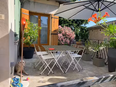 grignan - maison de village 3 pièces avec terrasse et garage