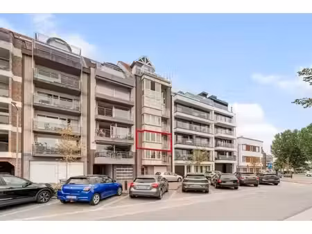appartement spacieux à vendre à knokke!