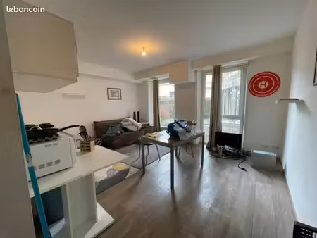 loue studio 23m² meublé