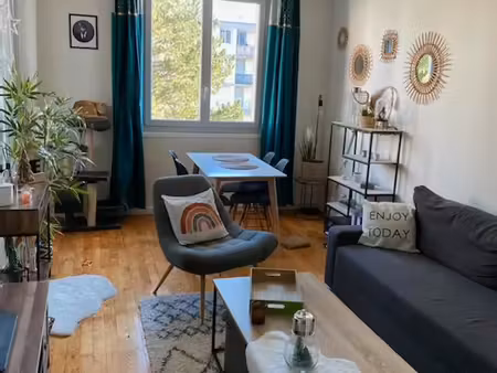 appartement t2 de 46 m2 eau et chauffage compris