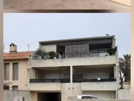 t2 meublé  terrasse 13 5m2  garage