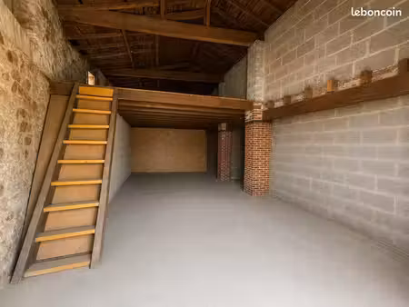 garage à louer pour stockage