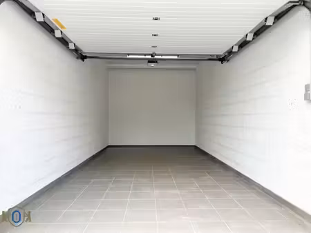 garage à louer à oostkamp € 120 (lqv4i) - omhil-immo | zimmo