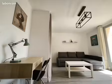 studio meublé étudiant – 500 euros – fibre incluse – septembre à juin