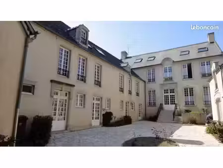 studio meublé centre de bayeux avec bail de 9 mois (septembre 2026 à mai 2027 inclus)