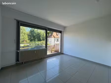 studio/t1 avec balcon  ascenseur  cave  parking à riedisheim