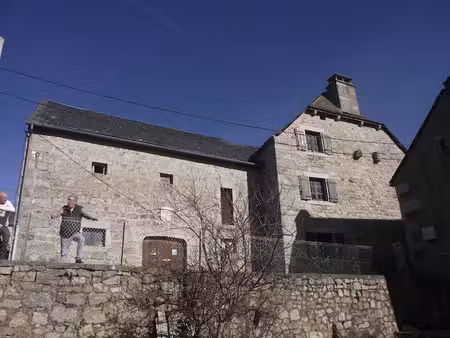 vente ferme 7 pièces 79.87 m² à peyre en aubrac (48130)  182 000 €