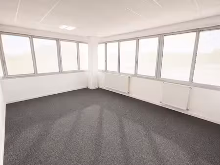 location locaux professionnels 0 pièces 465.2 m² à limoges (87000)  4 573 €