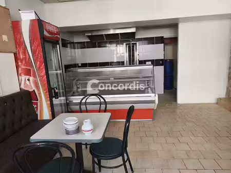 location locaux professionnels 64 m² à toul (54200)  450 €