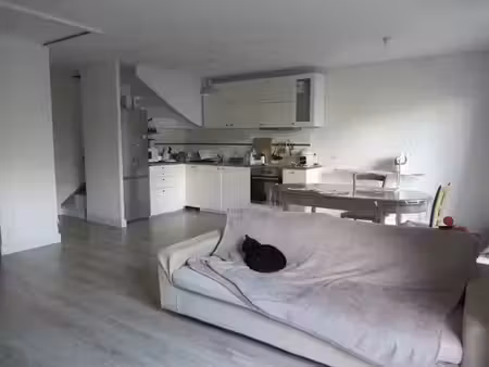 location maison 4 pièces 85 m² à l'houmeau (17137)  1 100 €