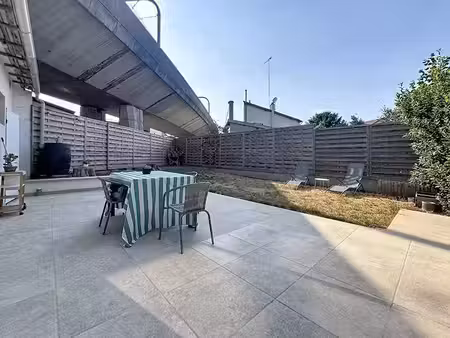 location maison 1 pièce 53.55 m² à neuilly-plaisance (93360)  1 500 €