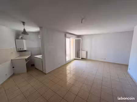 appartement t2 - 47m2 - résidence sécurisée et balcon