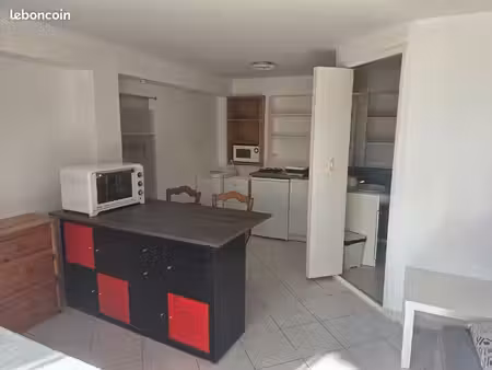 beau studio étudiant meuble 21m2 haut du merlan 13014