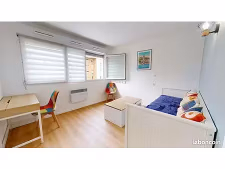studio 2 pièces 20 m²