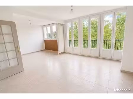 appartement 4 pièces 69 m²