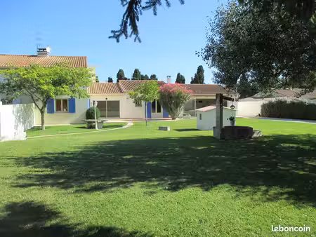 maison 7 pièces 173 m2 à saint-rémy-de-provence