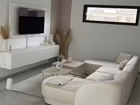 vends t3 57m² – vénissieux – avenue francis de pressensé – parking inclus