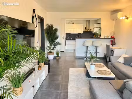 location appartement étudiant septembre/mai 2p