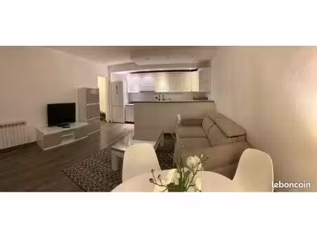 2 pièces 45 m2 mougins le haut