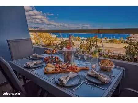 superbe t2 avec vue mer panoramique – marina baie des anges (le baronnet)