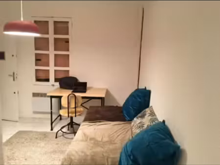 location studio proche cours mirabeau
