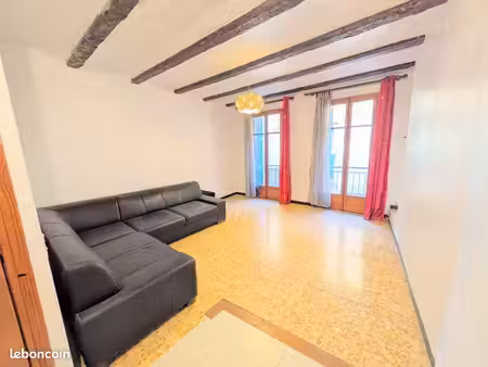 appartement 6 pièces 92 m²