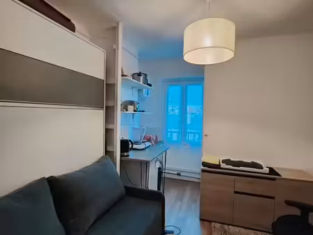 paris 5e – studio meublé 15 m²