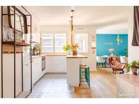 appartement 3 pièces 67m2  ménilmontant / oberkampf